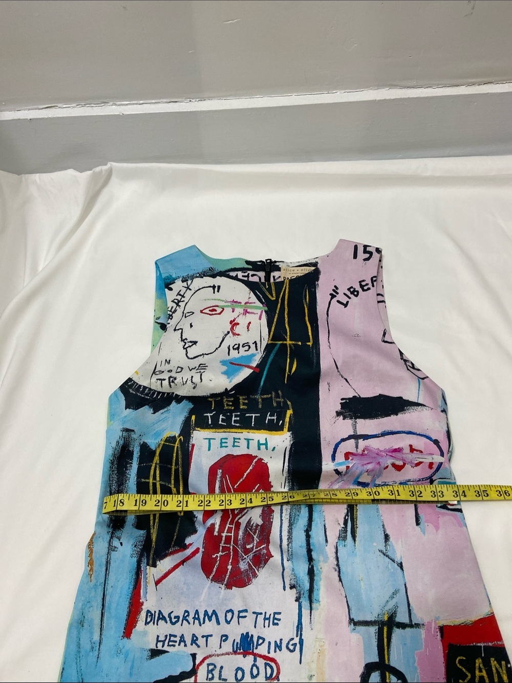 Alice + Olivia Basquiat Sleeveless Multicolored Printed Shift Dress - .Size-8 - Picture 6 of 12